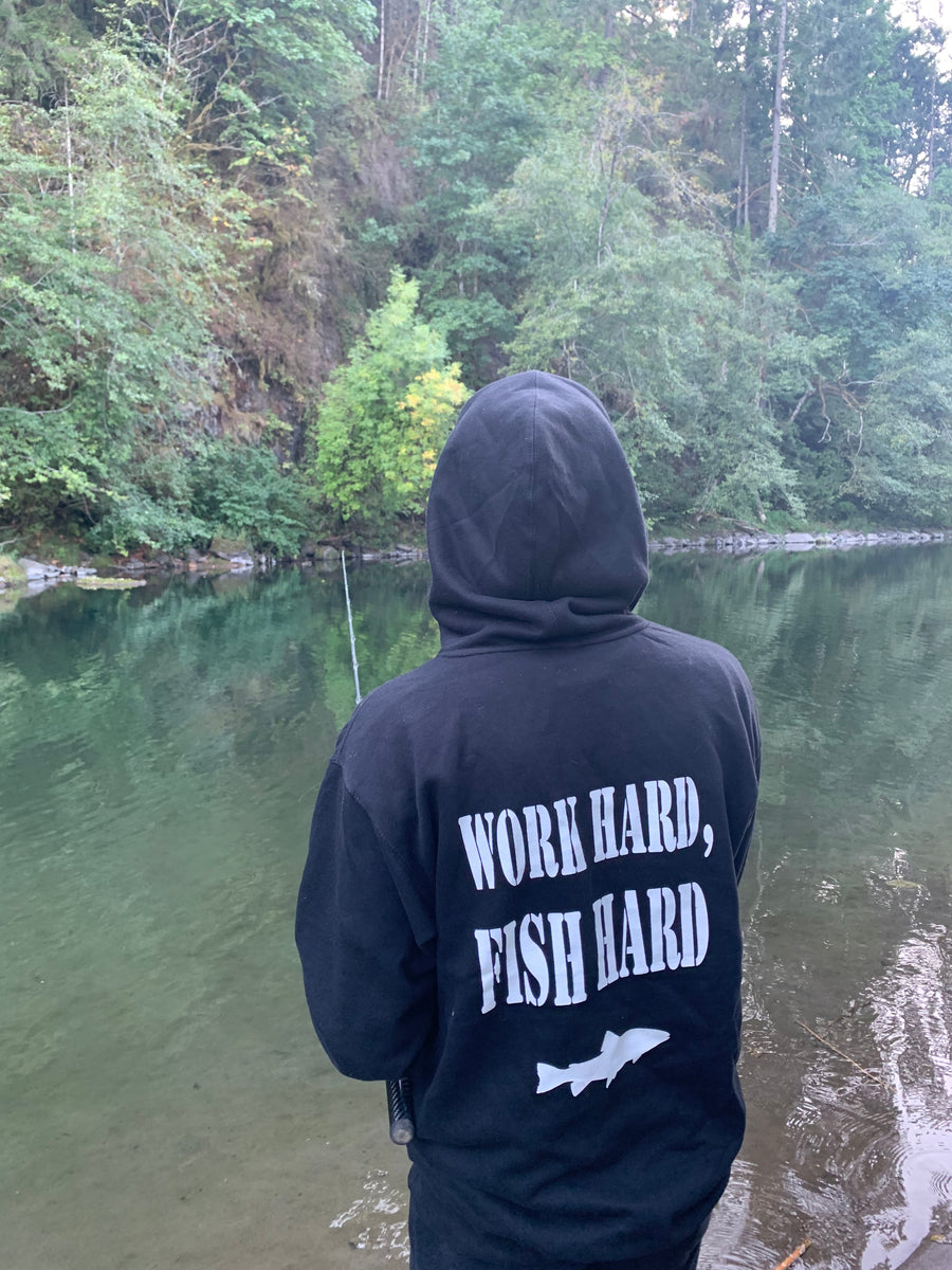  Work Hard Fish Hard Reel Hard Sweatshirt : Clothing